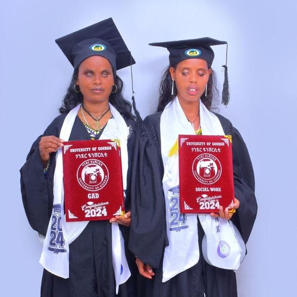 Melkitu-en-Yeshye-als-graduates